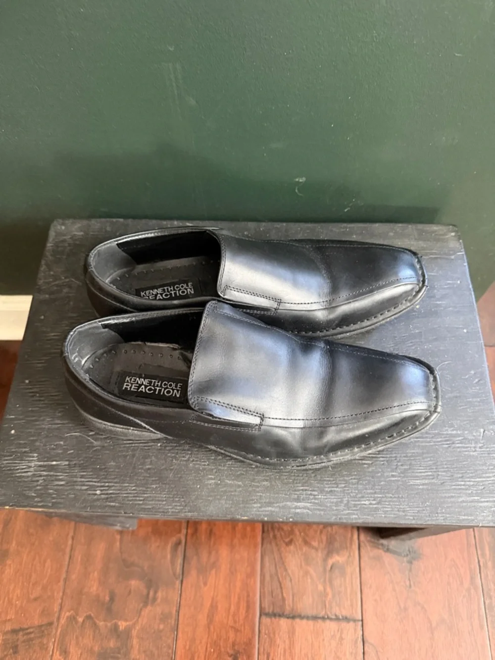 Kenneth Cole Reaction smooth black
